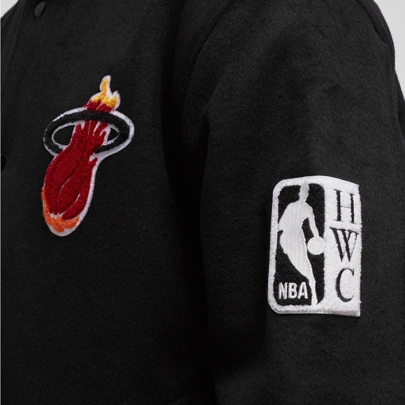 MITCHELL & NESS NBA MIAMI HEAT HARDWOOD CLASSICS WOOL VARSITY JACKET - Picture 5 of 6